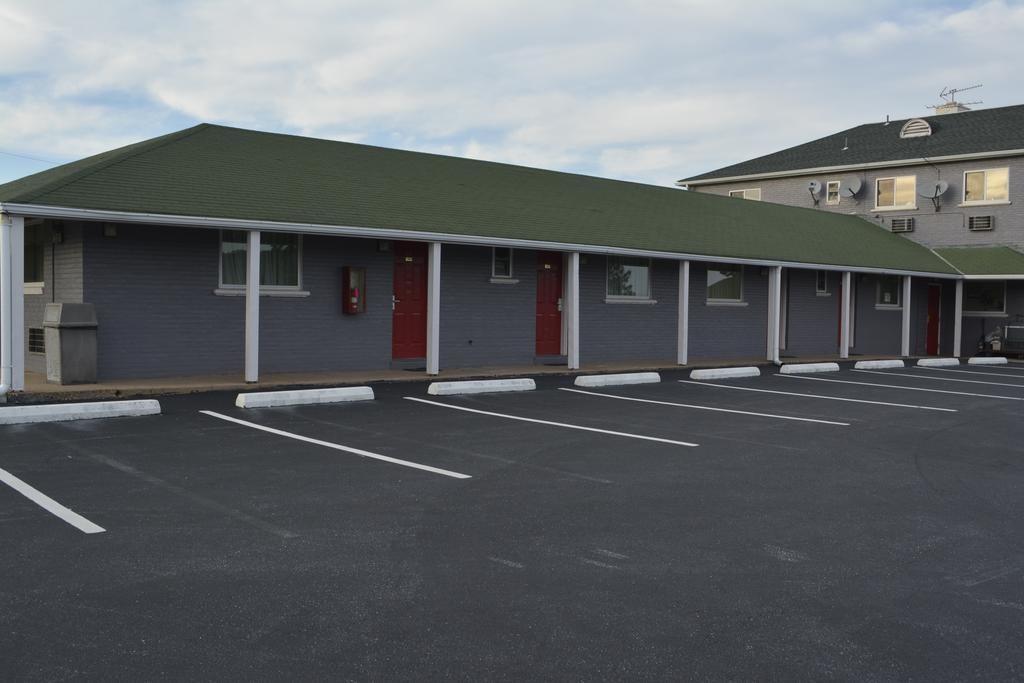 Red Carpet Inn&Suites New Cumberland Buitenkant foto