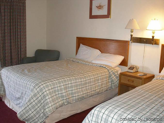 Red Carpet Inn&Suites New Cumberland Buitenkant foto