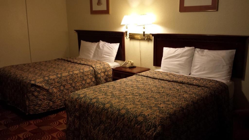 Red Carpet Inn&Suites New Cumberland Kamer foto